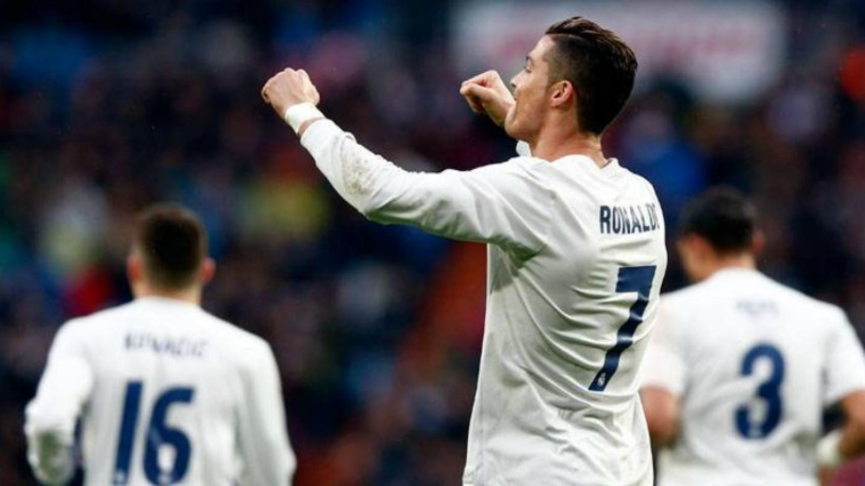 Cristiano Ronaldo celebra un gol en el Santiago Bernabéu.