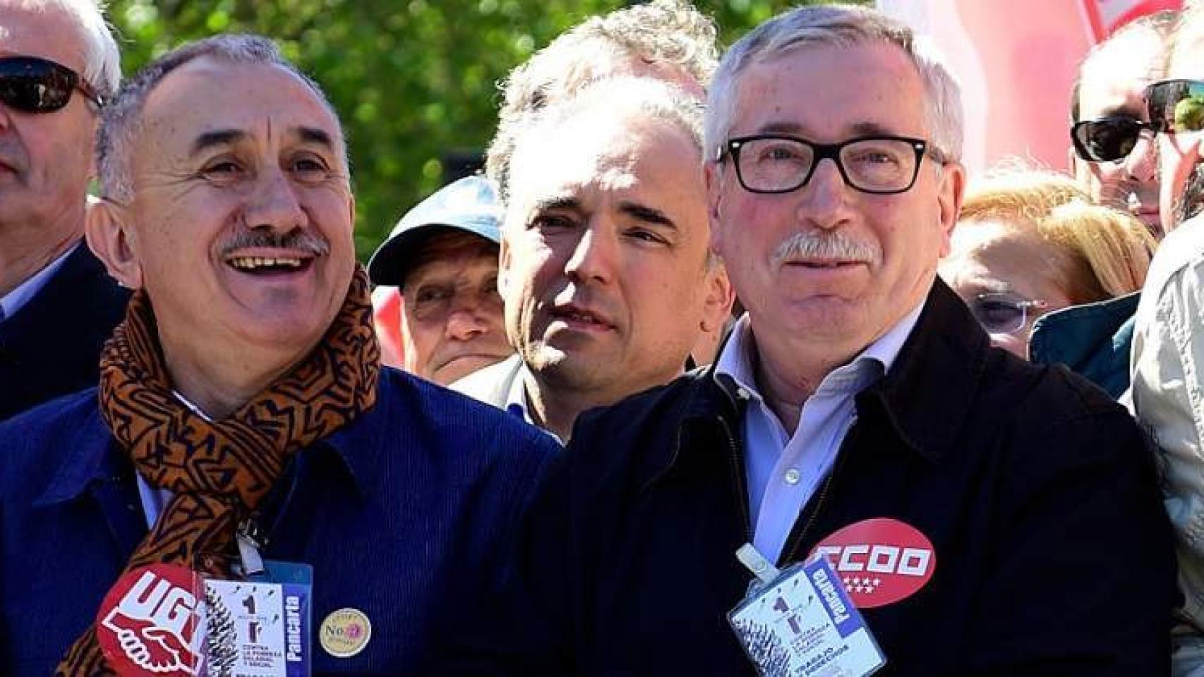 Álvarez, Toxo y Simancas, en una manifestación.