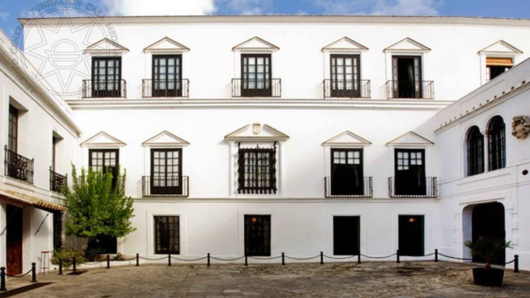 Fachada del palacio ducal de Medina Sidonia.