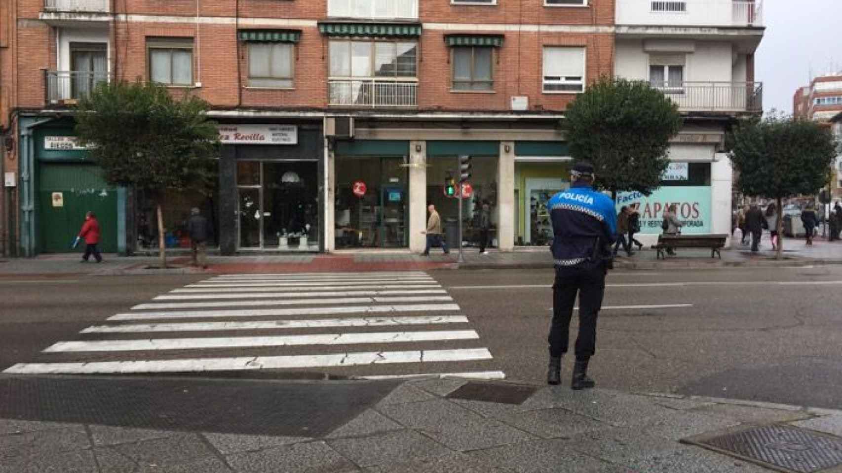 policia valladolid vigilancia pasos peatones 3
