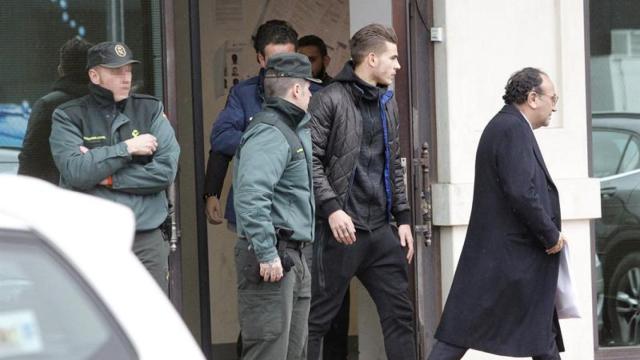 Lucas Hernández a la salida de los juzgados de Majadahonda.