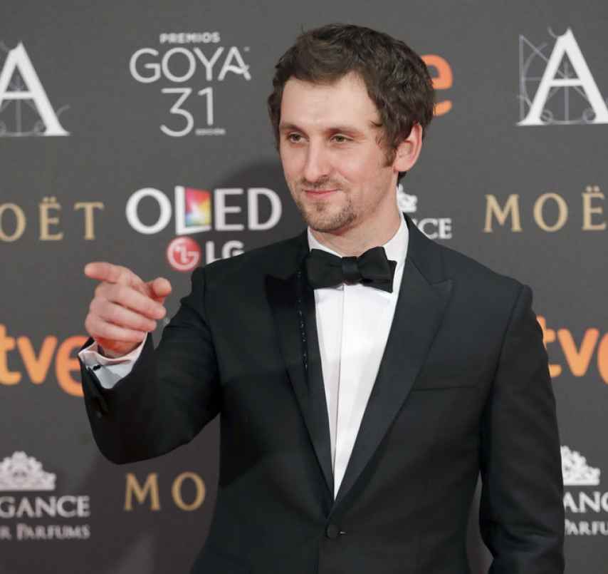 Raúl Arévalo gana el Goya al Mejor director novel por 'Tarde para la ira'.