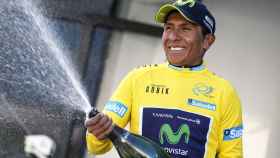 Nairo Quintana celebra su victoria en la Vuelta a la Comunidad Valenciana.
