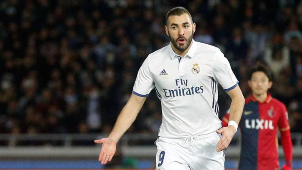 Karim Benzema durante un partido