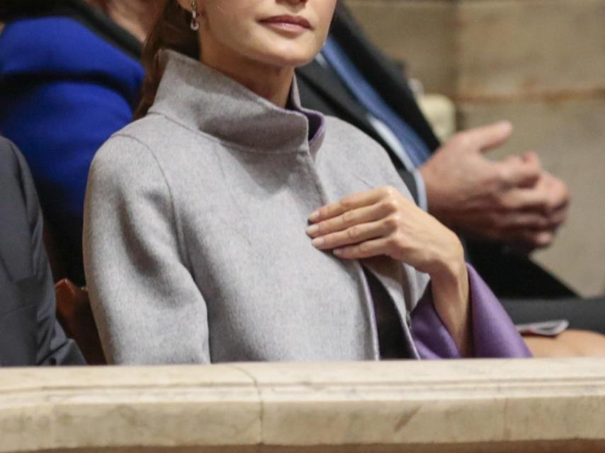 La reina Letizia, en un acto del pasado mes de noviembre, en el que se aprecia la diferencia.