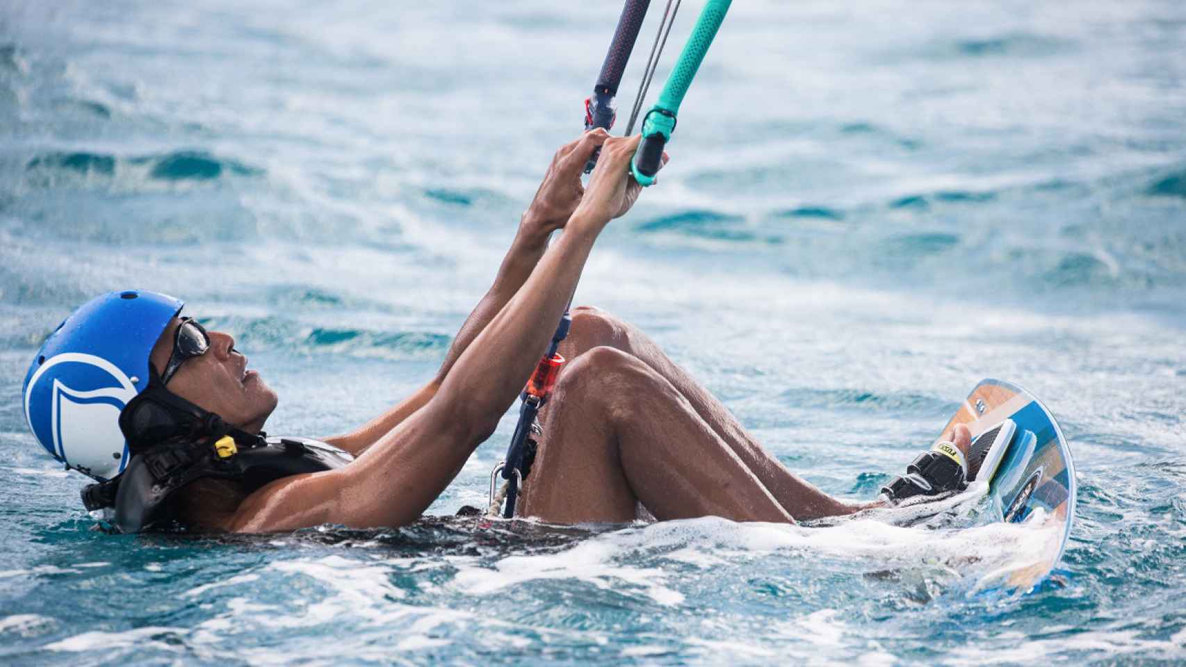 Obama practicando el kitsurf en las Islas Vírgenes