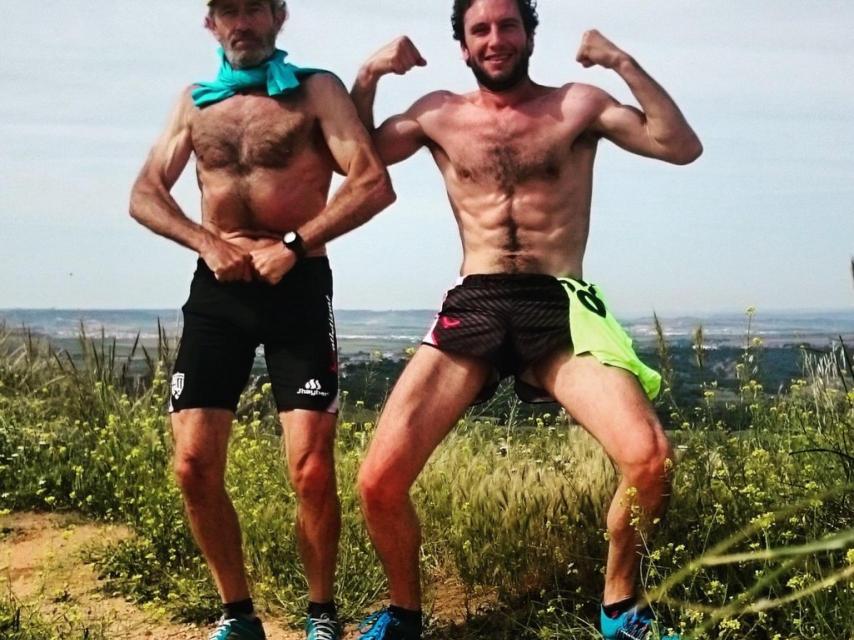 Funes junto a su padre. Ambos son muy aficionados al deporte.