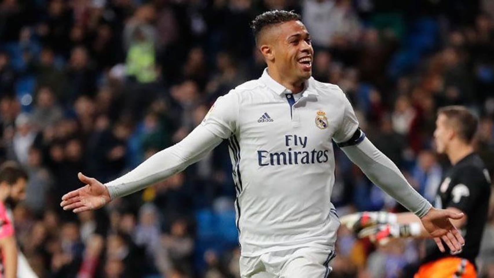 Mariano Díaz celebrando un gol