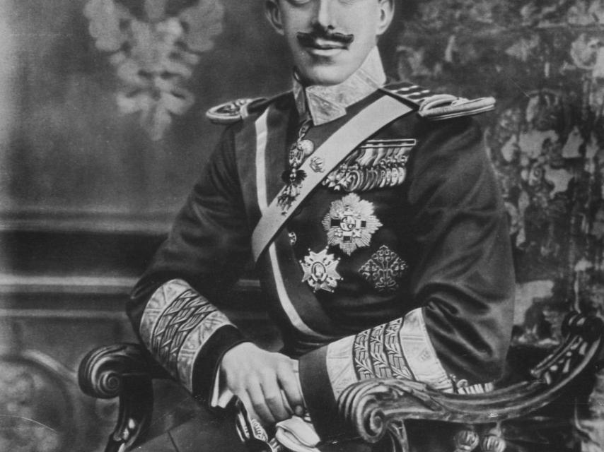 Alfonso XIII, fotografiado por Kaulak en 1916.