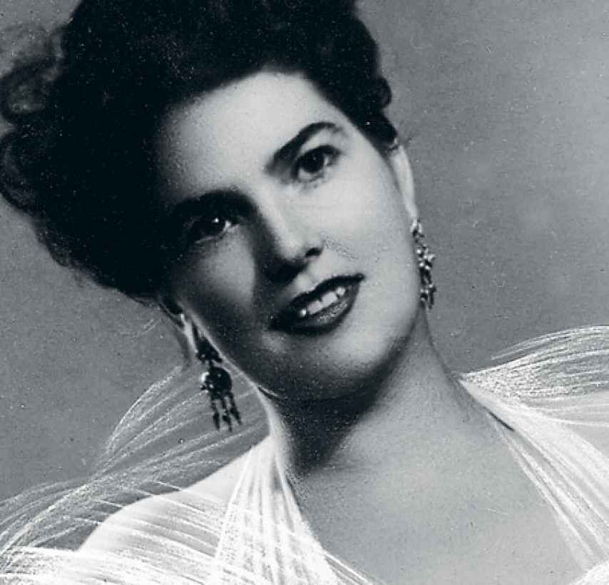 Una fotografía de joven de Araceli González Carballo.