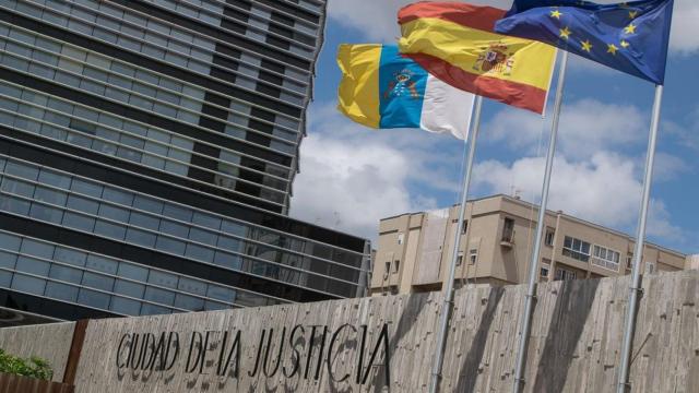 Fachada de la Ciudad de la Justicia de Las Palmas.