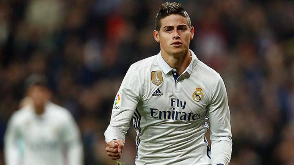 James celebra un gol con el Madrid