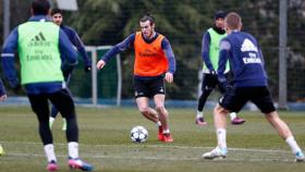 Bale entrenando con sus compañeros. Foto: Twitter (@GarethBale11)