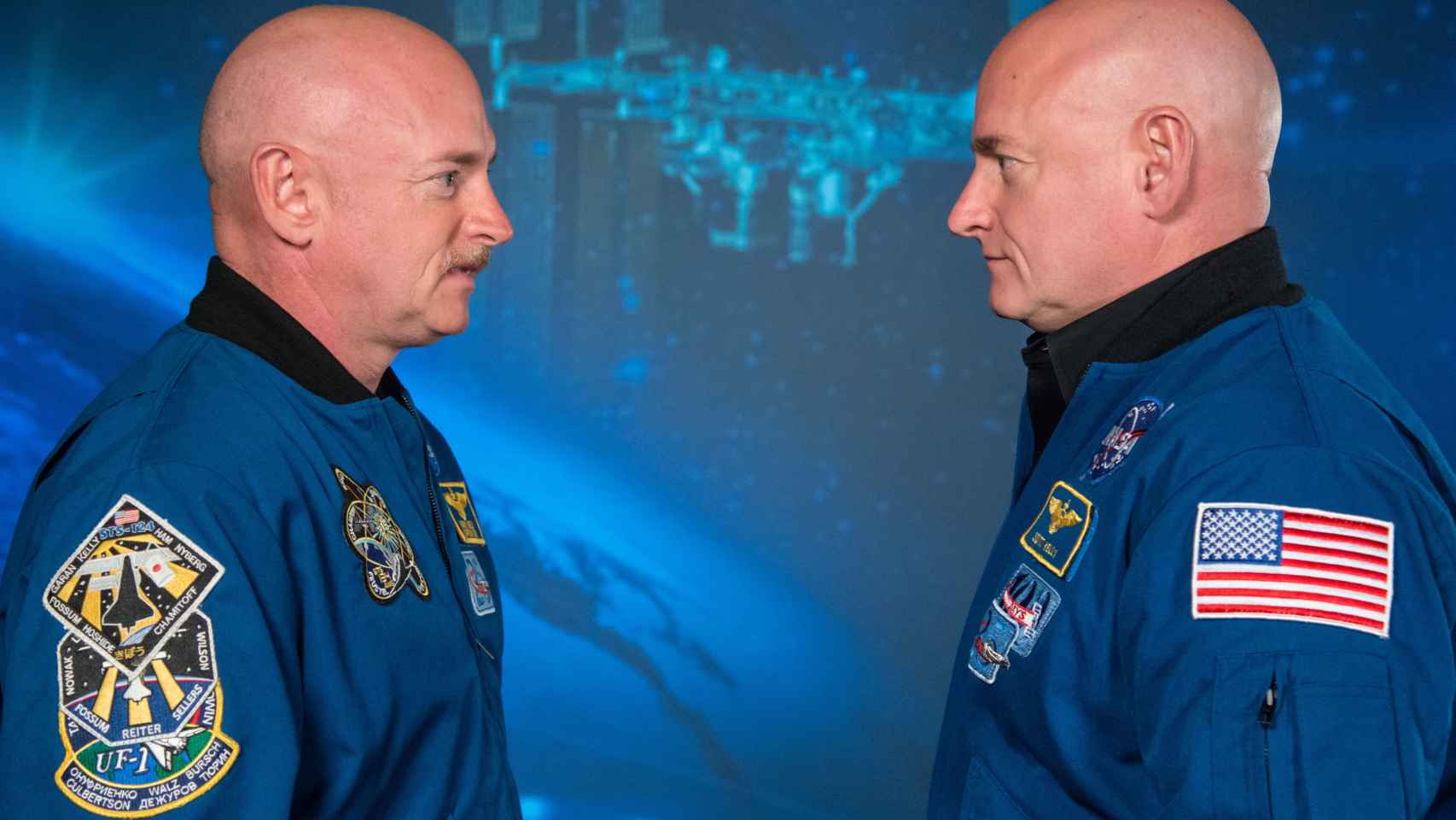 Mark y Scott Kelly en el Centro Espacial Johnson de Houston, Texas.