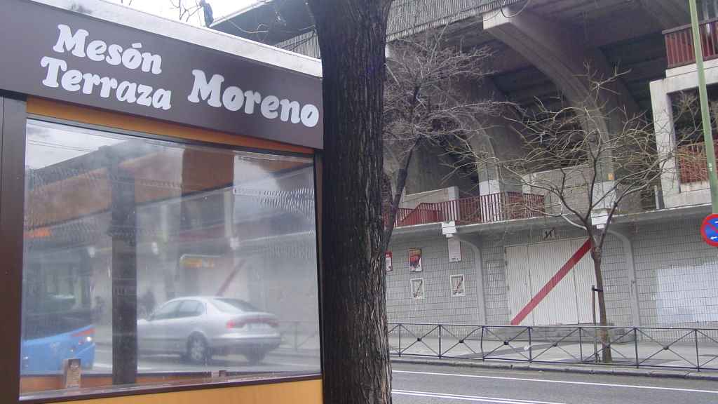 El Mesón Moreno frente al estadio de Vallecas.