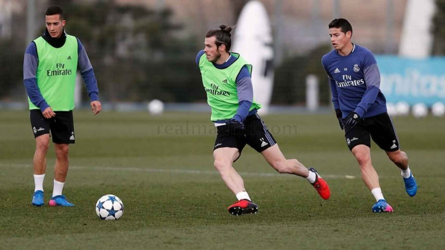 Gareth Bale y James Rodríguez durante el entrenamiento