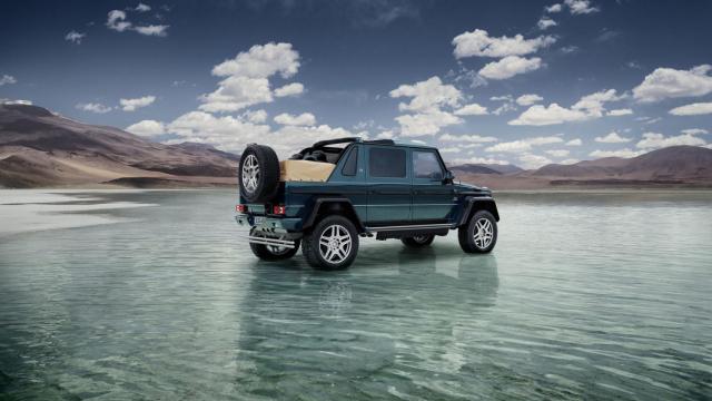 Mercedes-Maybach G650 Landaulet, el inclasificable todoterreno es ya oficial