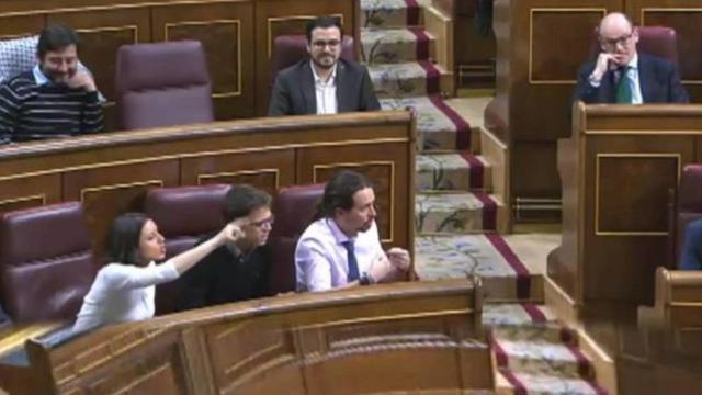 Irene Montero durante el altercado.