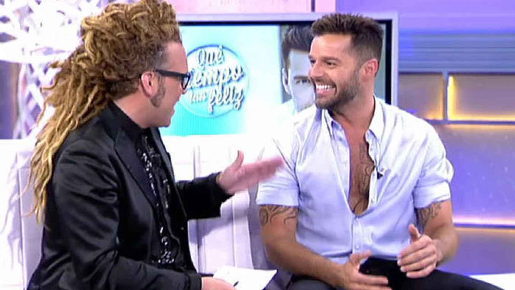 Torito junto a Ricky Martin cuando el puertorriqueño visitó el programa Qué tiempo tan feliz.