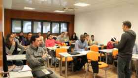 Opositores durante una clase en la Academia Abalar de Madrid