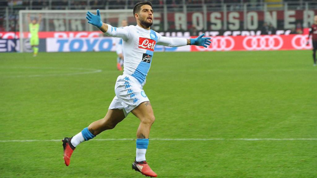 Insigne, en el partido frente al Milan. Foto: Twitter (@sscnapoli)