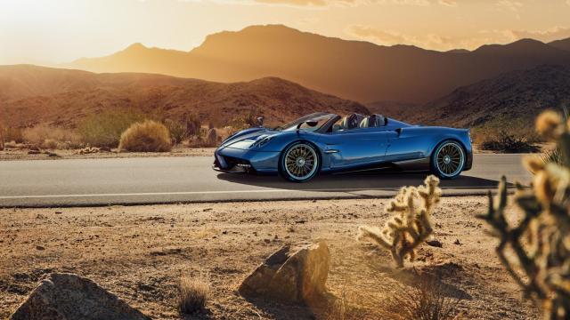 Pagani Huayra Roadster: la última obra de Horacio Pagani se desprende del techo