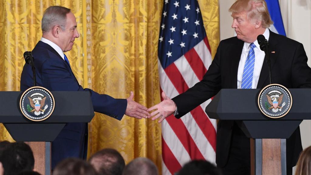 Netanyahu, durante su encuentro con Donald Trump.