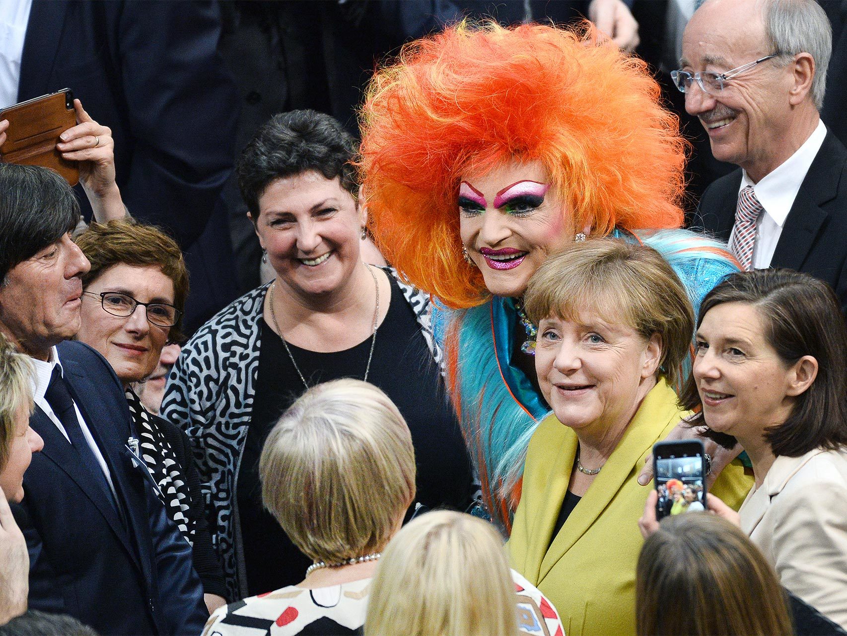 Olivia Jones con Angela Merkel.
