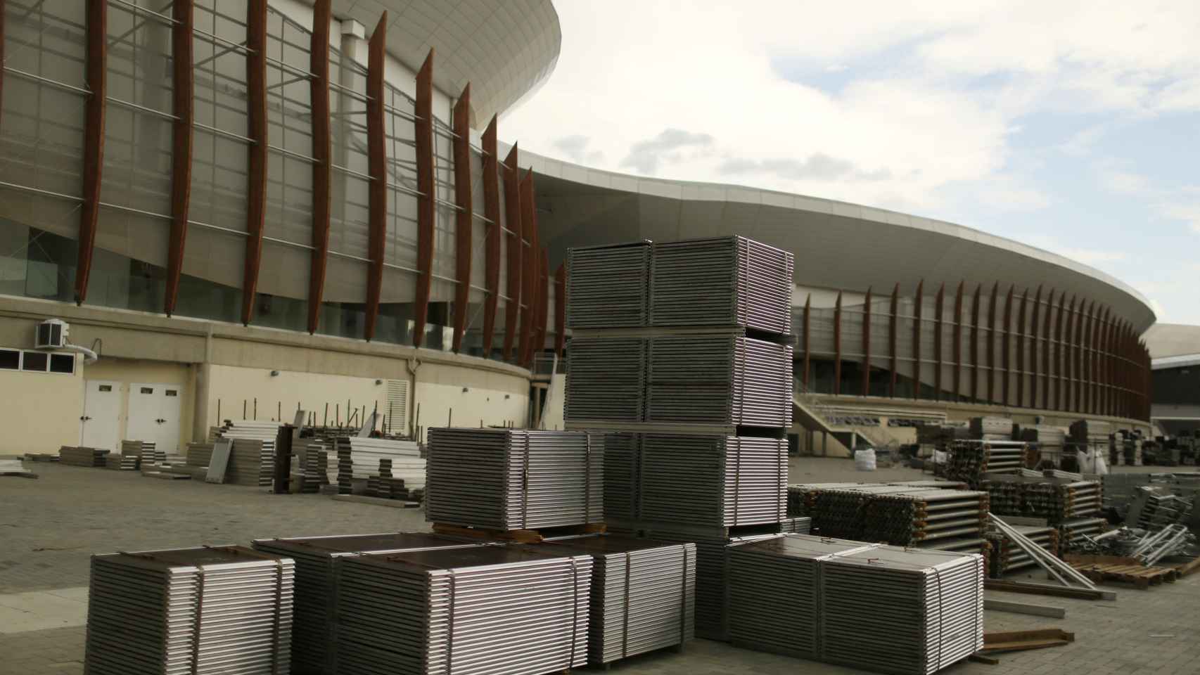 El Arena Carioca de Río, con varias piezas desmontadas y apiladas.