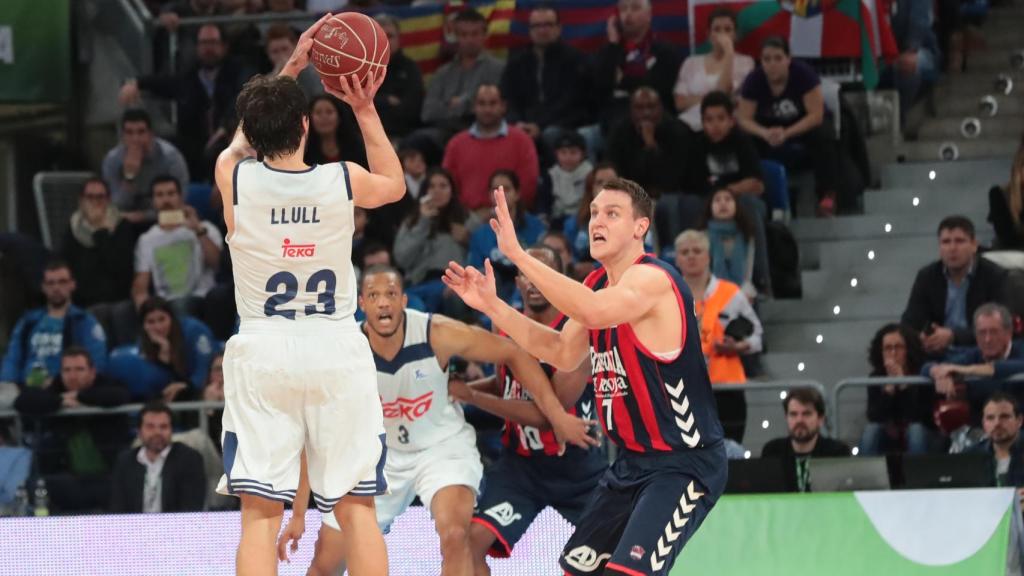 El tiro decisivo de Llull para forzar la prórroga.