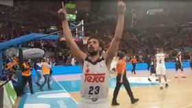 Llull celebra con rabia el pase a la final de la Copa ACB