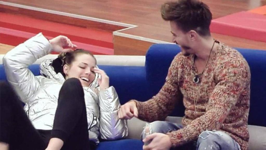 Marco y Alyson se besan ante Aylén durante la prueba semanal de 'GH VIP 5'