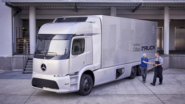 mercedes-urban-e-truck (1)