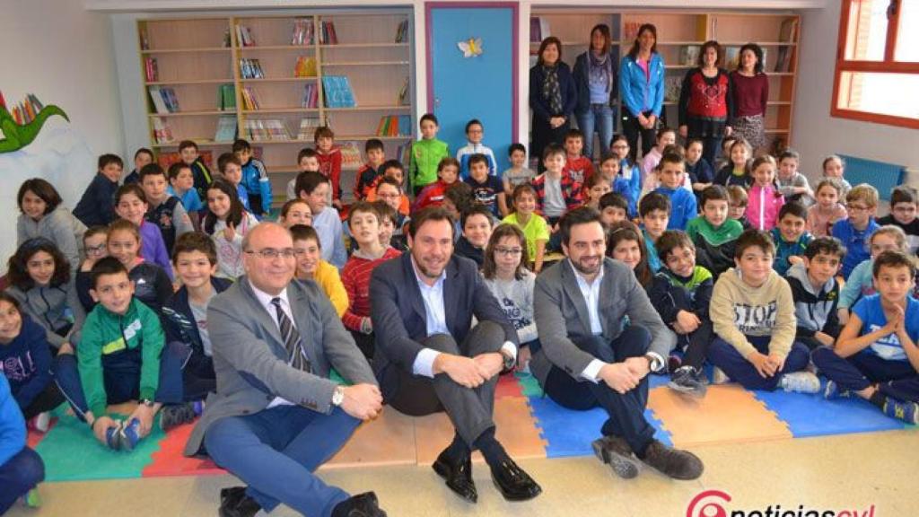 puente valladolid alcalde colegio alonso berruguete biblioteca (2)