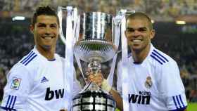 Pepe y Cristiano celebran la Copa del Rey de 2011