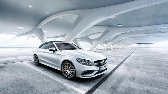 mercedes-amg-c63-cabriolet-ocean-blue-edition