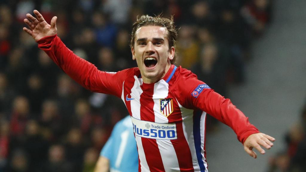 Griezmann celebra un gol contra el Leverkusen.