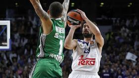 Llull, en el partido frente al Darussafaka. Foto: acb.com