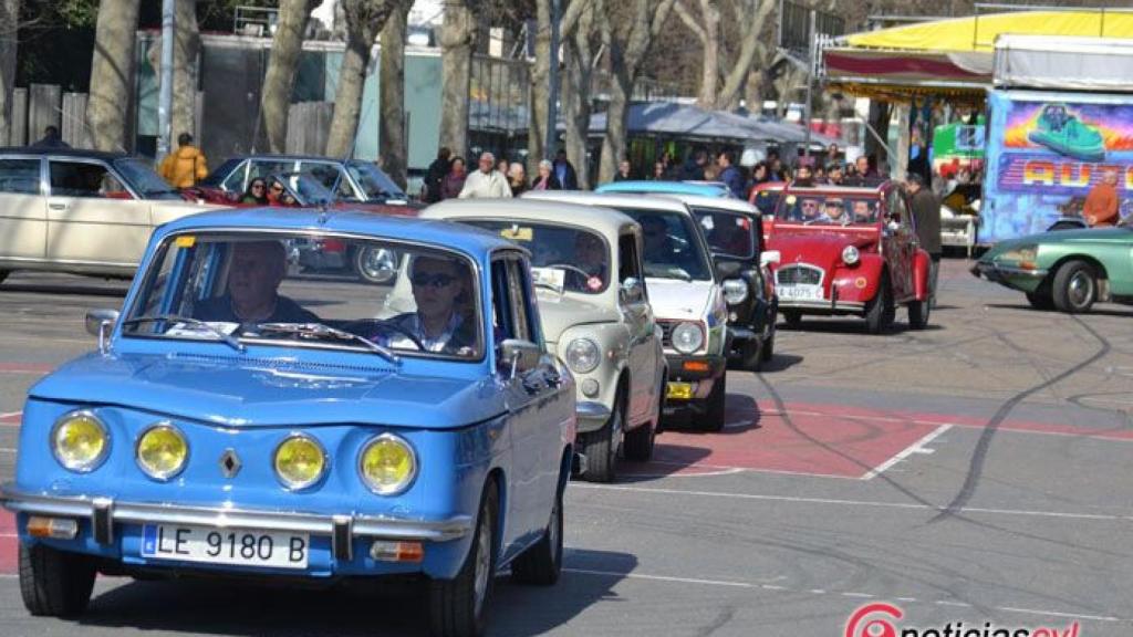 coches clasico valladolid recorrido carnaval (15)