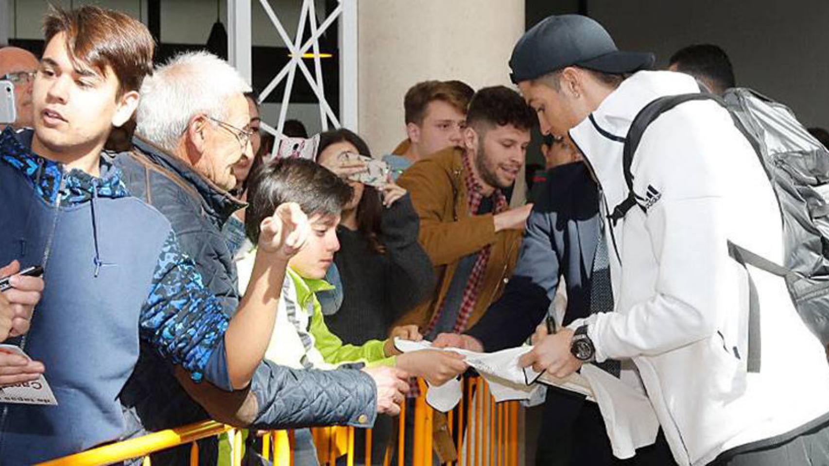 Cristiano, en la llegada del Real Madrid a Castellón