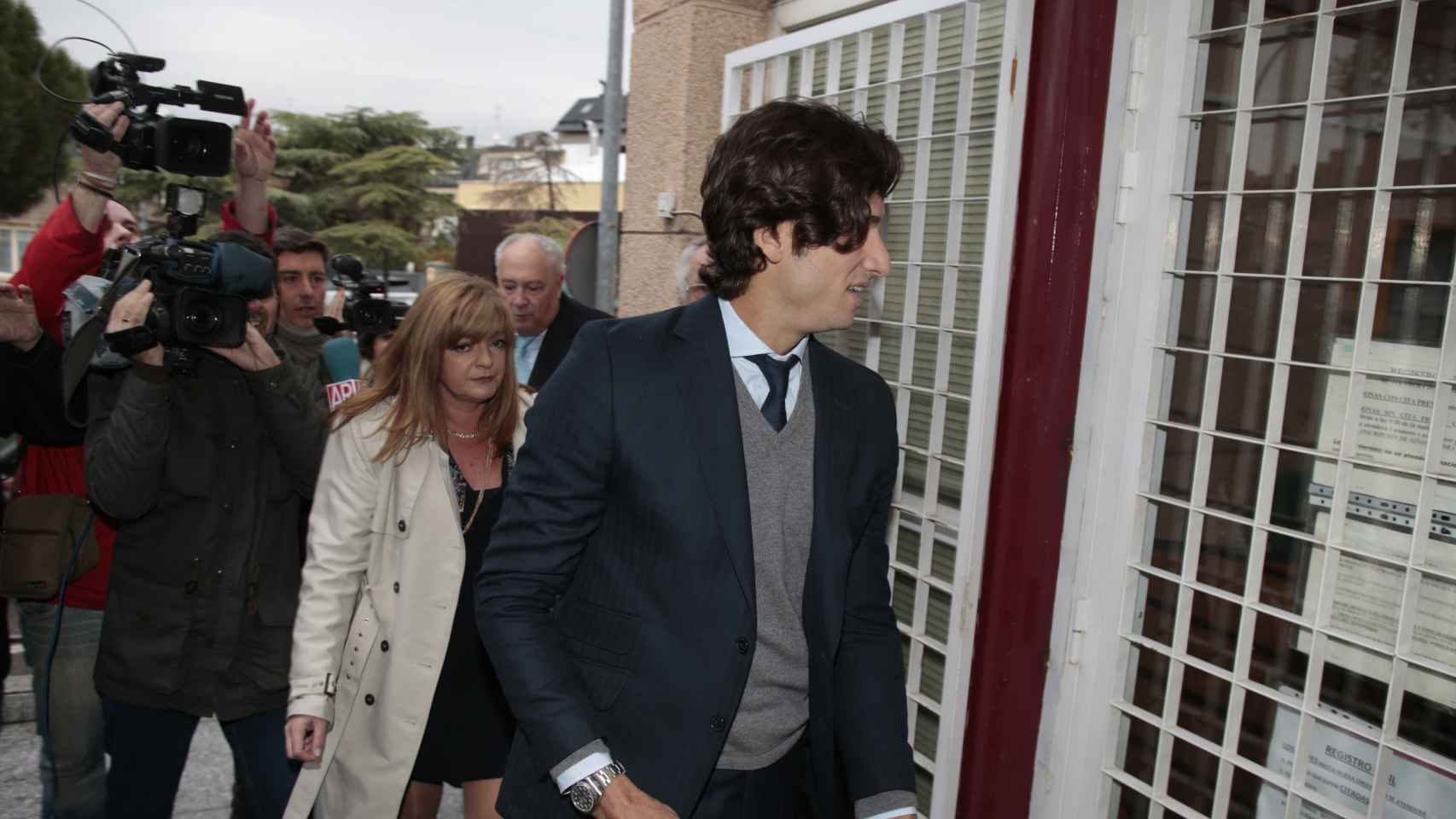 Feliciano López llega a los juzgados de Collado en noviembre de 2016 para una vista sobre su divorcio