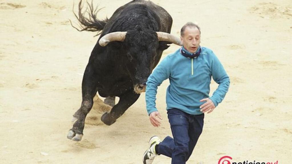 Salamanca-Ciudad-Rodrigo-Encierro-a-caballo-carnaval-del-toro-05