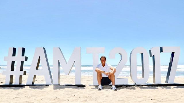 Rafa Nadal posa en las playas de Acapulco.