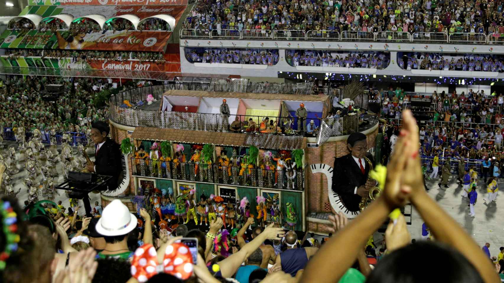 Miedo en el Sambódromo de Río: al menos 32 heridos en 24 horas