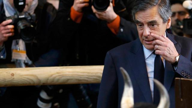 Fillon, en la feria de ganadería de París a principios de marzo.