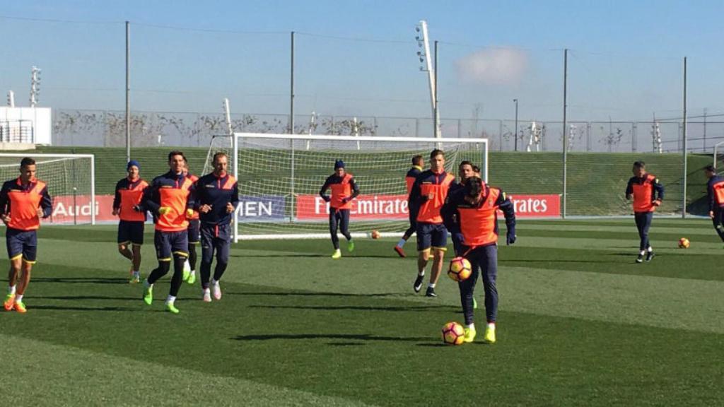 Las Palmas en el entrenamiento el mismo día del partido Foto Twitter (@UDLP_Oficial)