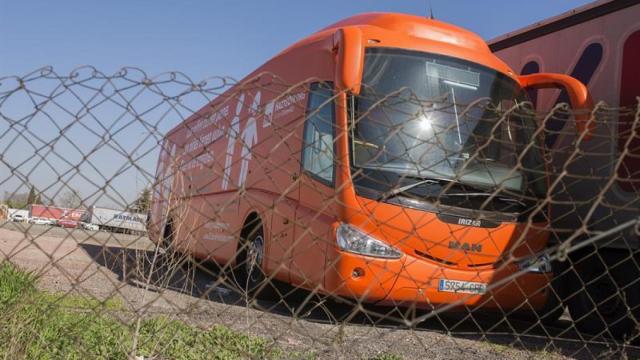 El autobús de HazteOir retenido durante la mañana de este miércoles