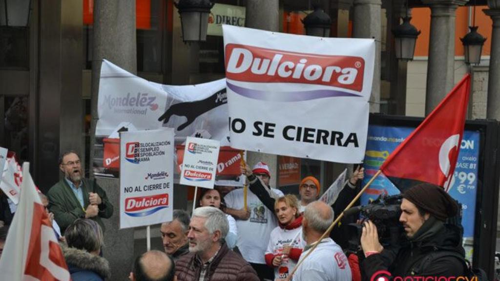 concentracion-dulciora-valladolid-fuente-dorada-trabajadores-2