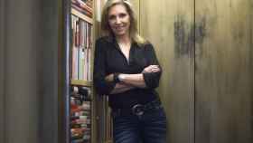 Marta Robles (Madrid, 1963) es periodista y acaba de publicar la novela A menos de cinco centímetros.
