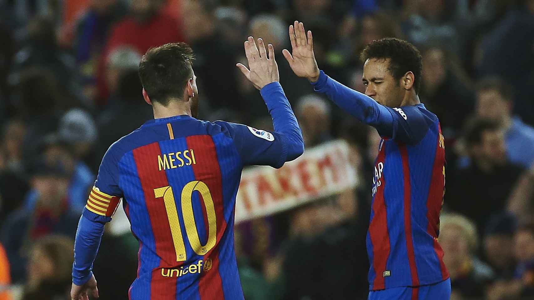 Messi y Neymar celebran un gol al Celta.